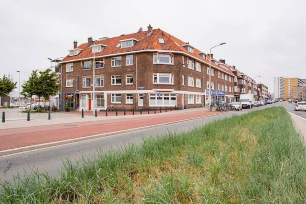 Luxury Apartment Within 30 Meters Of The Harbour Scheveningen Haag Eksteriør billede